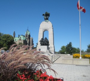 2009 View of the War Memorial with Parliament Hill in the background. Photo: Lucy Martin