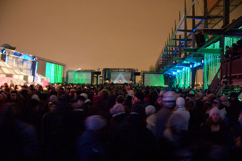 Third year of Igloofest in January 2009 in Montreal, Canada. / 3e édition du Igloofest en janvier 2009 à Montréal, Canada.  Image: Francis Bourgouin, Creatove Commons
