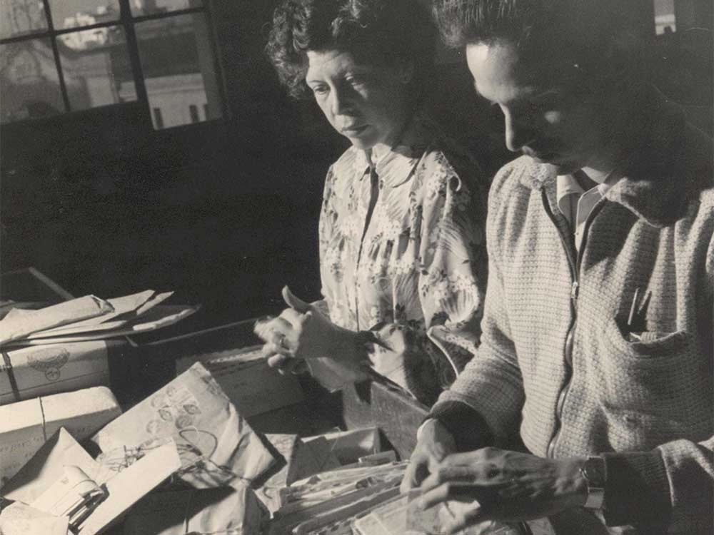Mail sorting, San Francisco, 1951. Photo: USMC Archives, Creative Commons, some rights reserved