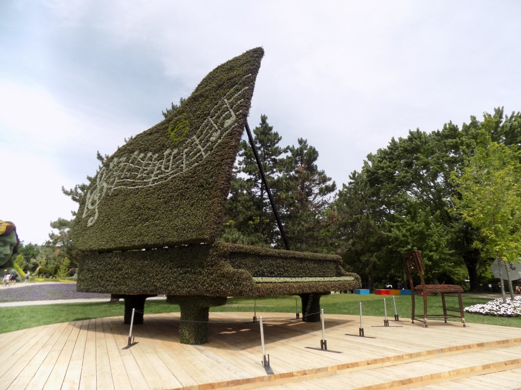 A big piano and chair, made of plants.  Photo: James Morgan