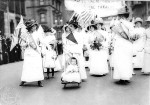 Feminist_Suffrage_Parade_in_New_York_City,_1912
